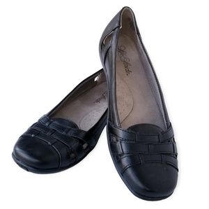 Life Stride "Sophia" Black Flat Shoes Woman's Size 9W